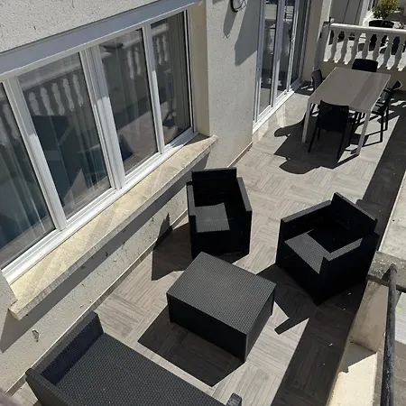 Beausoleil 2 Apartment *